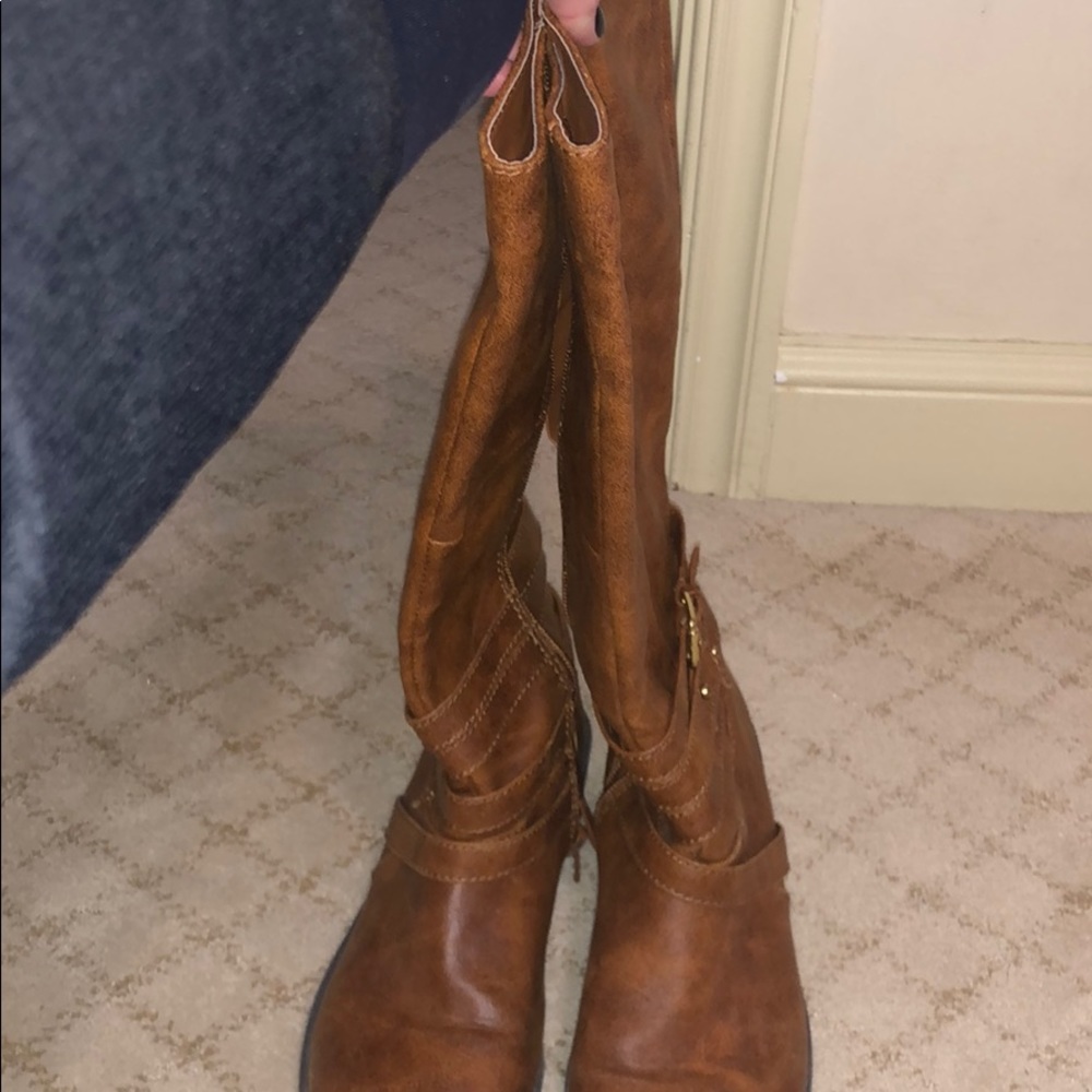 Knee boots - Picture 4 of 4